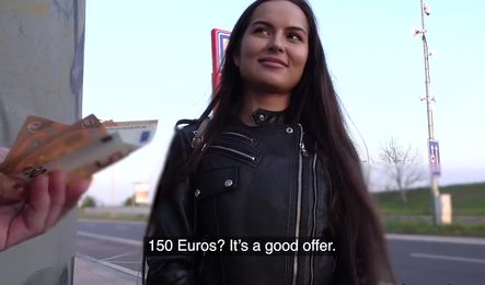 Русский парень посетил Чехию ради секса с давалками