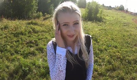 Решил соблазнить одинокую русскую девушку на быстрый секс