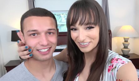 Женушка изменяет с любовником и снимает видео для мужа