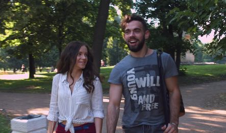 Красотка занимается нежным сексом со своим бойфрендом