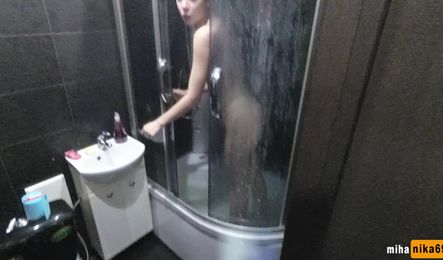 Русская сводная сестра приехала в гости к брату