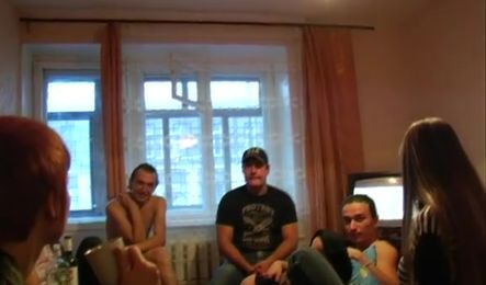 Русский секс в общаге с подругами без комплексов