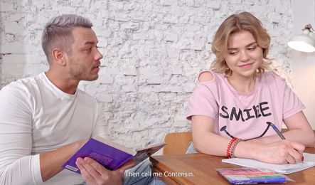 Решил залезть в трусики к русской студентке