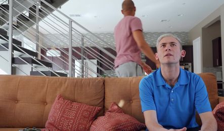 Пасынок даже не догадывается, какая похотливая у него мачеха