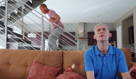 Пасынок даже не догадывается, какая похотливая у него мачеха