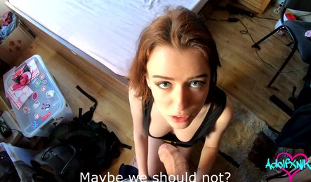 Впустила коллектора в дом и изменила парню