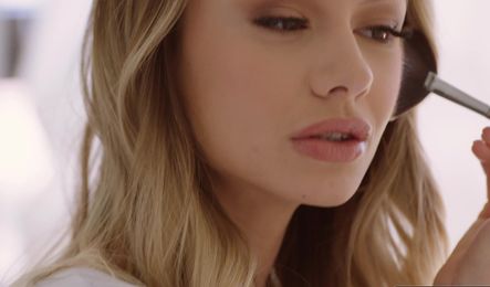 Как красивая жена изменила мужу с негром