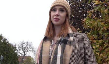 Повелась на секс с незнакомцем и осталась довольна