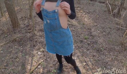 Подуга согласилась прогуляться и потрахаться на природе