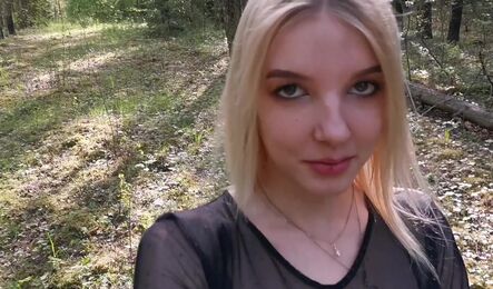 Не смогли сдержаться и трахнулись прямо на улице