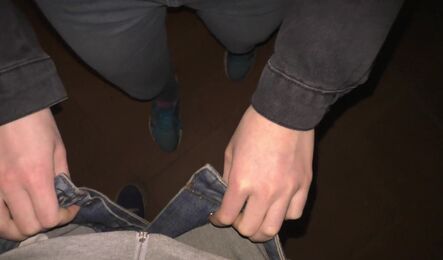 Пригласил подругу на секс в подъезде, потому что больше не было куда