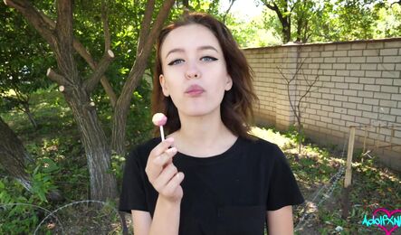 Студентка не отказалась от бесплатного мужского внимания