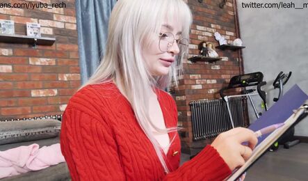 Как студент соблазнил училку и легко развел ее на секс