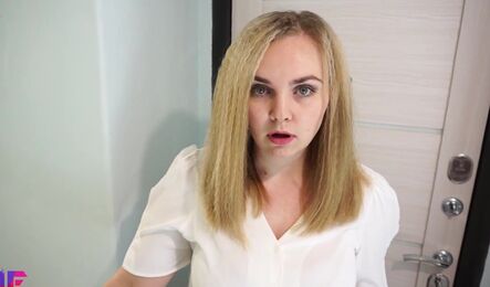 Думала сможет продать швабру клиенту, но что-то пошло не по плану