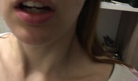 Пригласила приятеля домой, когда дома никого не было и отлично с ним развлеклась