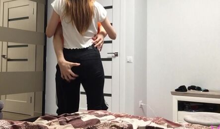 Пригласила приятеля домой, когда дома никого не было и отлично с ним развлеклась