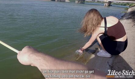 Девушка застряла в багажнике и занялась сексом на природе со сводным братом