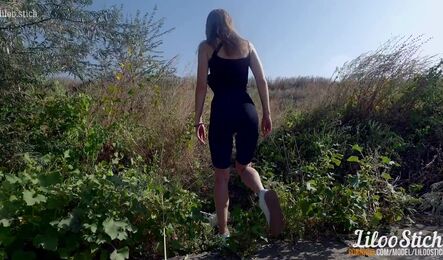 Девушка застряла в багажнике и занялась сексом на природе со сводным братом