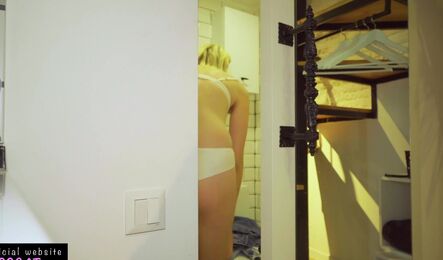 Студентка пришла на фотосессию только ради секса