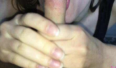 Мой муж даже не подозревает как я изменяю с любовником - русское порно!