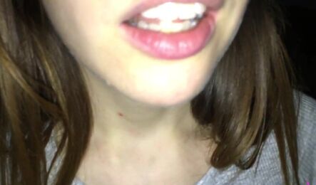 Заскочил к соседке на 5 минут и быстро трахнул, пока ее парня не было дома!