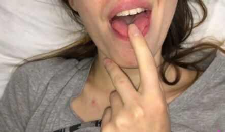 Заскочил к подруге в гости, пока дома никого не было