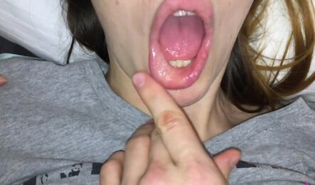 Заскочил к подруге в гости, пока дома никого не было