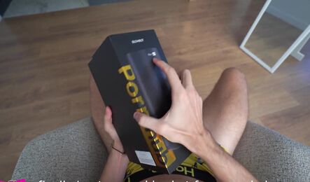 Попробовал новый мастурбатор и понял, что реальный секс на много круче