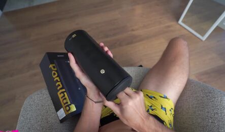 Попробовал новый мастурбатор и понял, что реальный секс на много круче