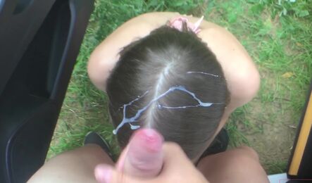 Подвез милую русскую девушку и получил неплохой минет с сексом