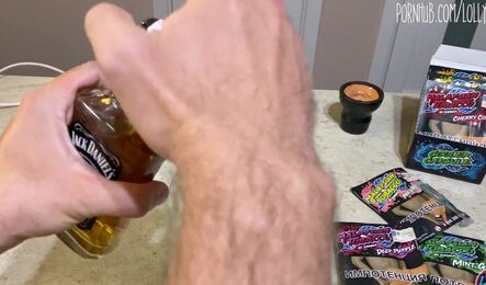 Секс с русской мачехой в порно с разговром!