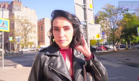 Знакомство со студенткой из Питера закончилось как обычно, сексом на улице