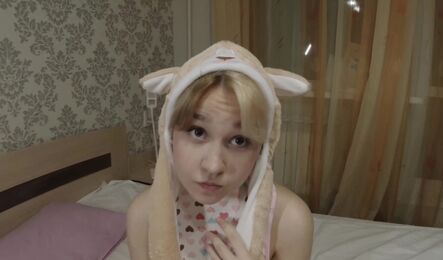 Русское порно с сюжетом с молодой милашкой