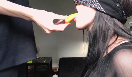 Думала найду работу, а нашла только любовника с большим членом