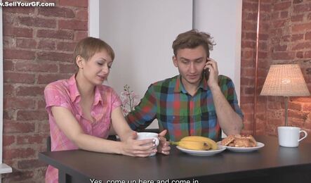 Муж решил сделать женушке сюрприз и разрешил изменить при нем