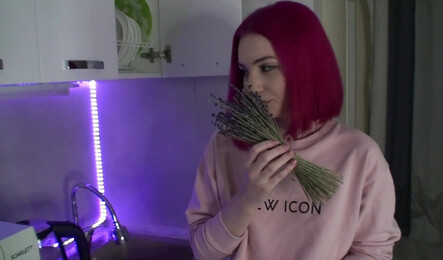 Русский секс с соседкой за вкусную шоколадку!