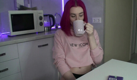 Русский секс с соседкой за вкусную шоколадку!