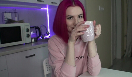 Русский секс с соседкой за вкусную шоколадку!