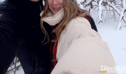 Русская пара занимается сексом с кремпаем - на улице, зимой!