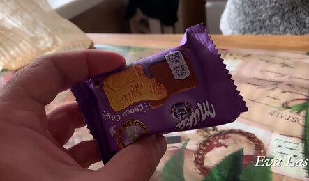 Как похотливая мама друга не отказалась от анала!