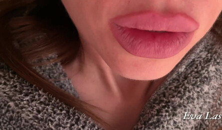 Как похотливая мама друга не отказалась от анала!