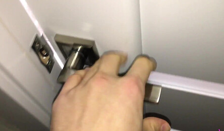 Сводная сестра любит смотреть порно, а брат узнал о б этом...