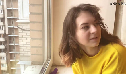 Русская девушка занялась сексом с соседом, чтобы не мастурбировать в одиночку!