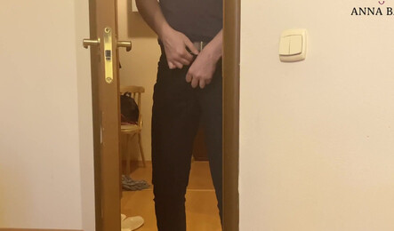 Русская девушка занялась сексом с соседом, чтобы не мастурбировать в одиночку!