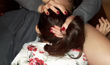 Куни для подруги за новый телефон!