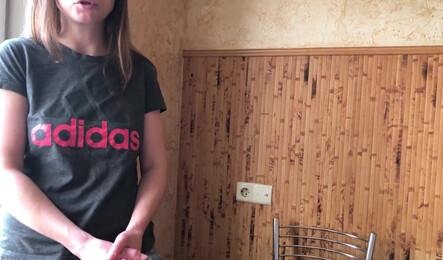 Сводная сестра разрешила брату подготовить ее к первому сексу!