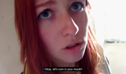 Когда нет возможности трахать подругу дома, всегда можно сделать это в подьезде!