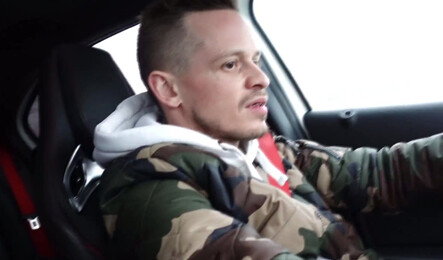 Сладкая русская девушка заплатила за такси сексом!