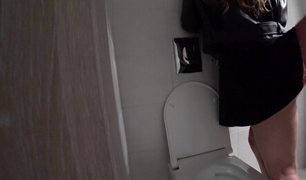 Дала парню трахнуть себя за то что сводил на шопинг!