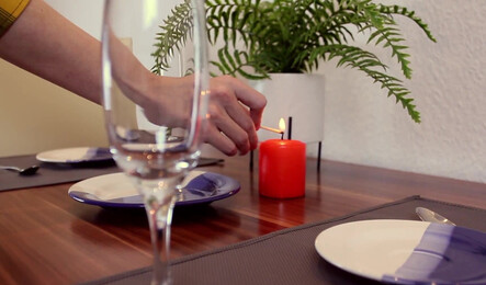 Устроил девушке романтический вечер и заслужил на секс!